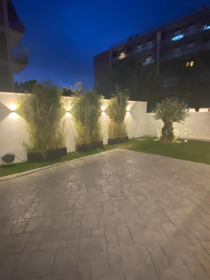 Grey House Guest House Luxury 拉蒂纳 外观 照片